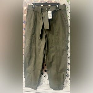New Bar III women’s Paperbag Utility Tapered  Dusty Olive  Green Pants size xl